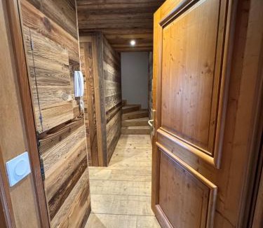 Megeve Apartment | Duplex aux pieds des pistes à Rochebrune