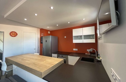 Les Sablettes Apartment | Duplex Contemporain, Climatisation à Deux pas de la mer