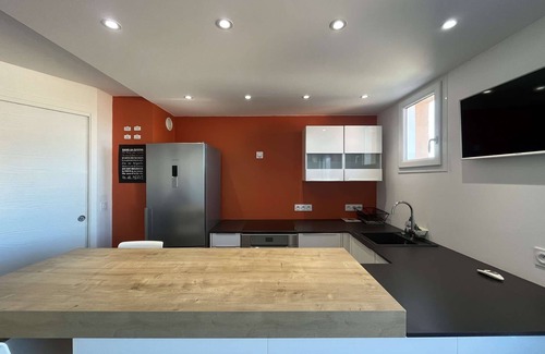 Les Sablettes Apartment | Duplex Contemporain, Climatisation à Deux pas de la mer