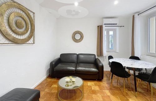 Antibes Old Town Apartment | Duplex Cosy Viel Antibes