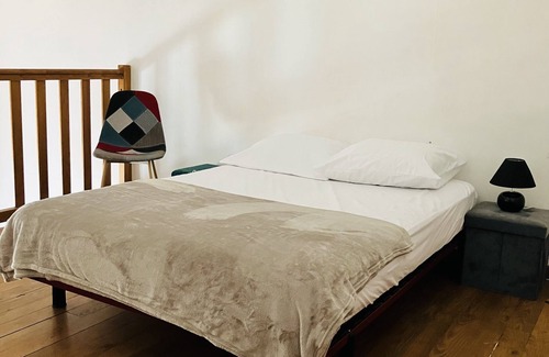 Fontaine-de-Vaucluse Apartment | Duplex in the heart of the village