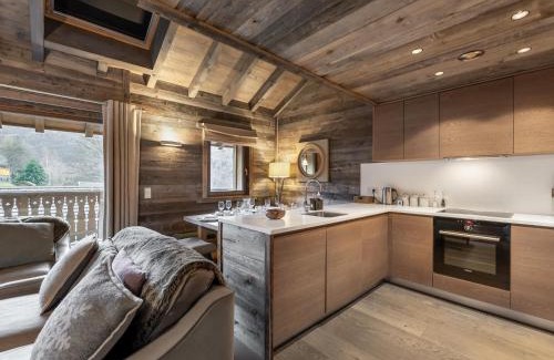 Meribel Village Apartment | Duplex moderne proche pistes avec terrasse et parking privatif - FR-1-566-42