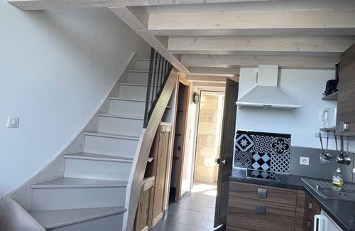 La Flotte Bed & Breakfast | Duplex-Sea View with wet room