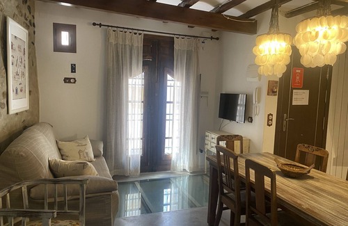 Old Town Apartment | DUPLEX SUITE - PLANTA BAJA VISTAS A CALLE