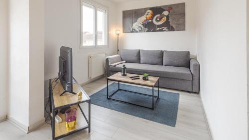 Troyes Apartment | Duplex Work & Play - Proche Hypercentre