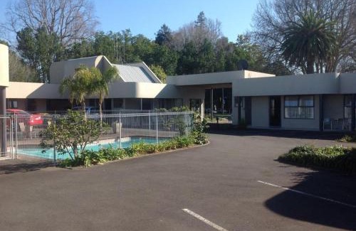 Tauranga Hotel | Durham Court Motor Inn
