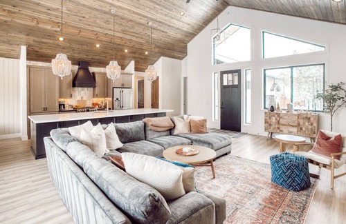 Torreon Cabin | DWELL - Luxury In Torreon - Family Friendly, Tesla Charger