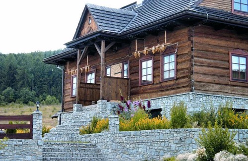 Bardo Villa | Dworek Myśliwski