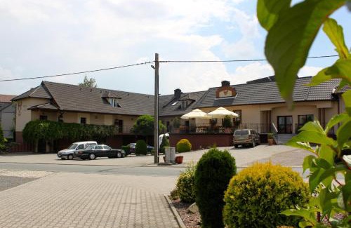 Szonowice Hotel | Dworek