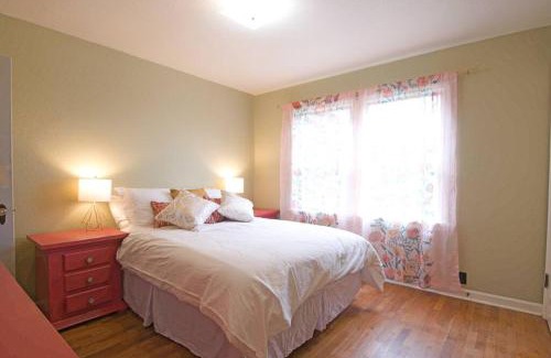 Oak Harbor House | Dyer House