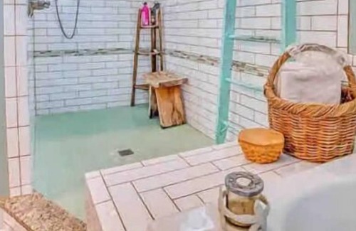 Historic District House | Dynamic Downtown Historic Area Beauty