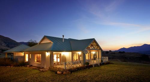 Clarens House | Dynasty Red Mountain Ranch