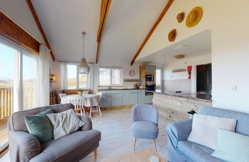 Hayle House | E48 Redville, Riviere Towans