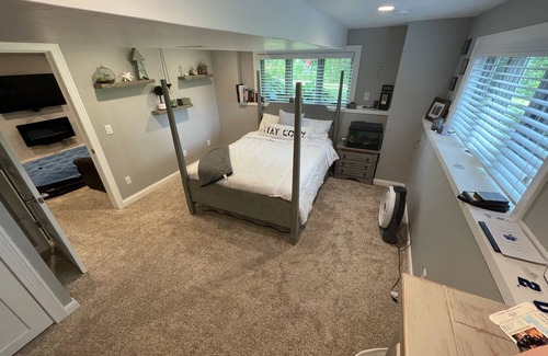 Oshkosh House | EAA Airventure 2020 Super Clean 4 BR Home