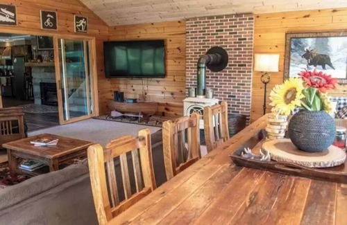 Old Forge House | Eagle Creek House waterfront property 4th Lake access.