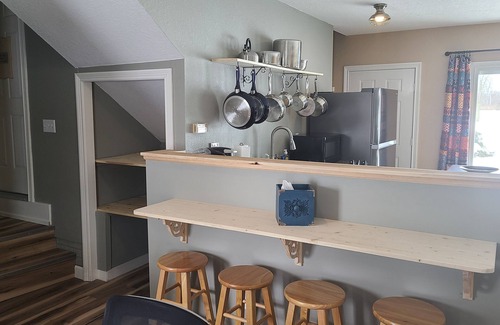 Fremont House | Eagle Isle North Wing on the Sandusky River w/short drive to Cedar Point.