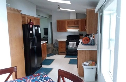 Paris House | Eagle's view of Chippewa Lake