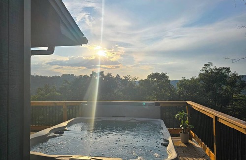 Holiday Island House | Eagles Roost Lakeview A Side