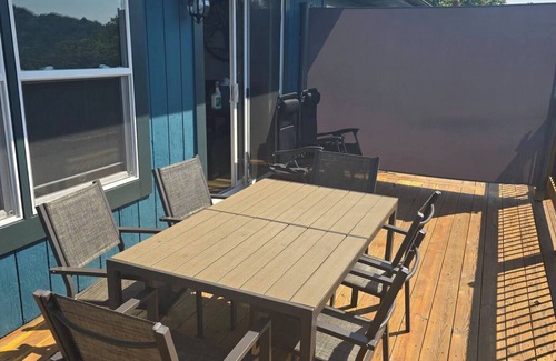 Holiday Island House | Eagles Roost Lakeview A Side