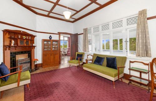 Waipu House | Early Settler Homestead - Waipu Holiday Home