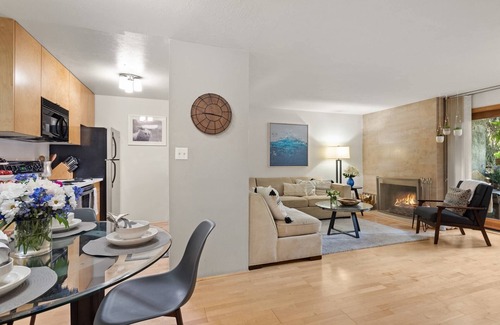 Aspen Condo | Early Winter Savings, 10% off 3 nights till Dec 14