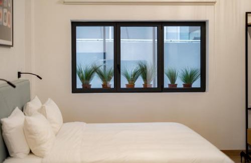Nea Smirni Apartment | Earos Urban Living