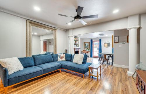 Fair Oaks Apartment | Easily Explore Fair Oaks Village! Unique Condo