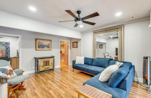 Fair Oaks Apartment | Easily Explore Fair Oaks Village! Unique Condo