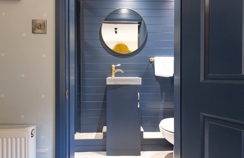 Littlehampton House | East Beach Guest House