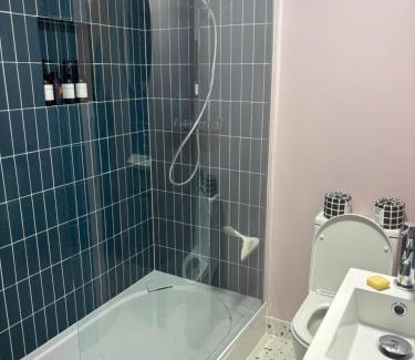 Peckham Rye House | East Dulwich - double room with en suite