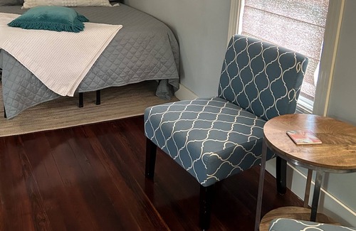 East Hill Apartment | East Hill Hideway