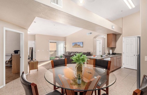 East Mesa Condo | East Mesa 2 Bedroom Condo in Gated Community with Pool, Hot Tub, and Balcony