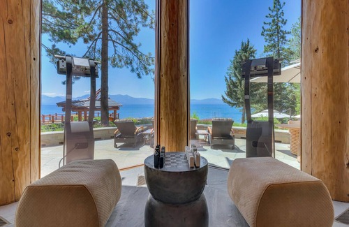 Lincoln Park House | East Shore Estate | Infinity Pool & Boathouse - Wovoka