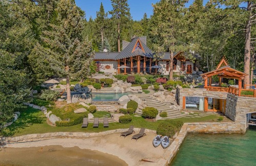 Lincoln Park House | East Shore Estate | Infinity Pool & Boathouse - Wovoka