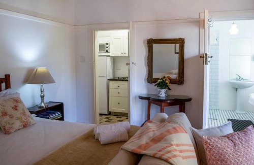 Eastcliff Apartment | Eastcliff Cottage