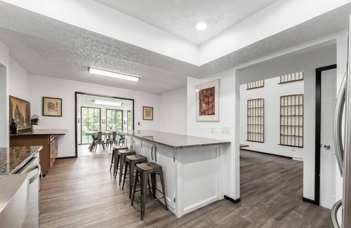 Northeast Columbus House | ★Easton Waterfront: Boat, Fish, Theatre, Barcade★