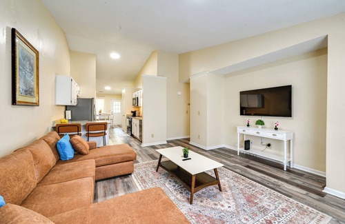Greenville House | Easy ECU Access: Quiet Modern Home w/Patio!
