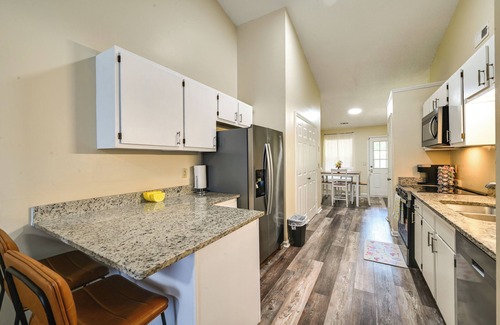 Greenville House | Easy ECU Access: Quiet Modern Home w/Patio!