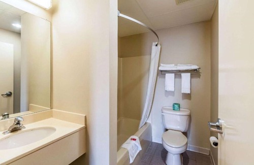 Middletown House | Easy to find, easy to book hotel in Middletown !