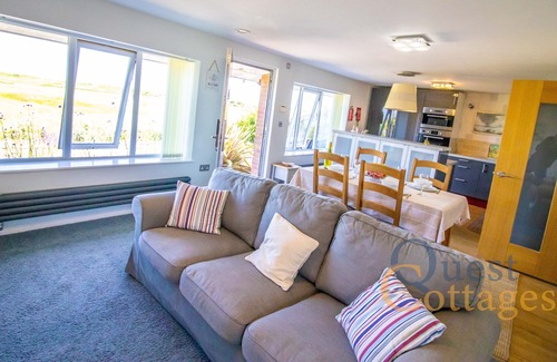 Icklesham House | Ebb n Flow - 2 Bed Bungalow - Looks over Nature Reserve & Beach - Ideal secluded bungalow - parking