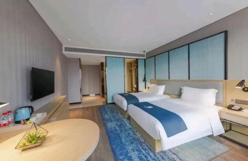 Wuhan Hotel | Echarm Hotel Wuhan Hanyang Wangjiawan Sixin Avenue Metro Station