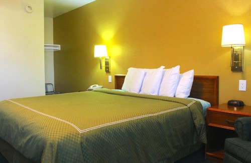 West Sacramento Hotel | Echo Lodge