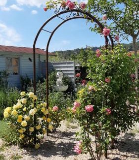 Auriol House | Eclats du Sud, villa les Cigales avec piscine, proche Cassis, meublé de tourisme 3 étoiles