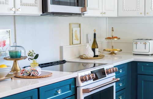 Huntersville Other | Eclectic 1906 Farmhouse: 2 Acres, Hammocks & Lake Norman Charm