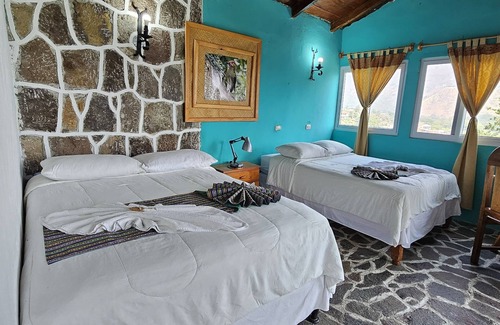 San Juan La Laguna Hotel | Eco Hotel Uxlabil Atitlan