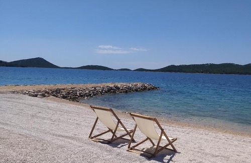 Drage House | Eco villa in Buqez resort