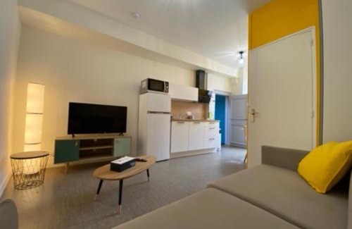 La Fleche Apartment | Ecole 101