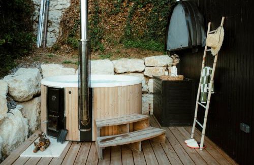 Angon Apartment | Ecolodge Acmé Jacuzzi vue lac