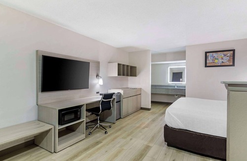 Augusta Hotel | Econo Lodge Augusta, Downtown