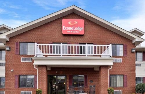 Shelbyville Hotel | Econo Lodge Inn & Suites Shelbyville